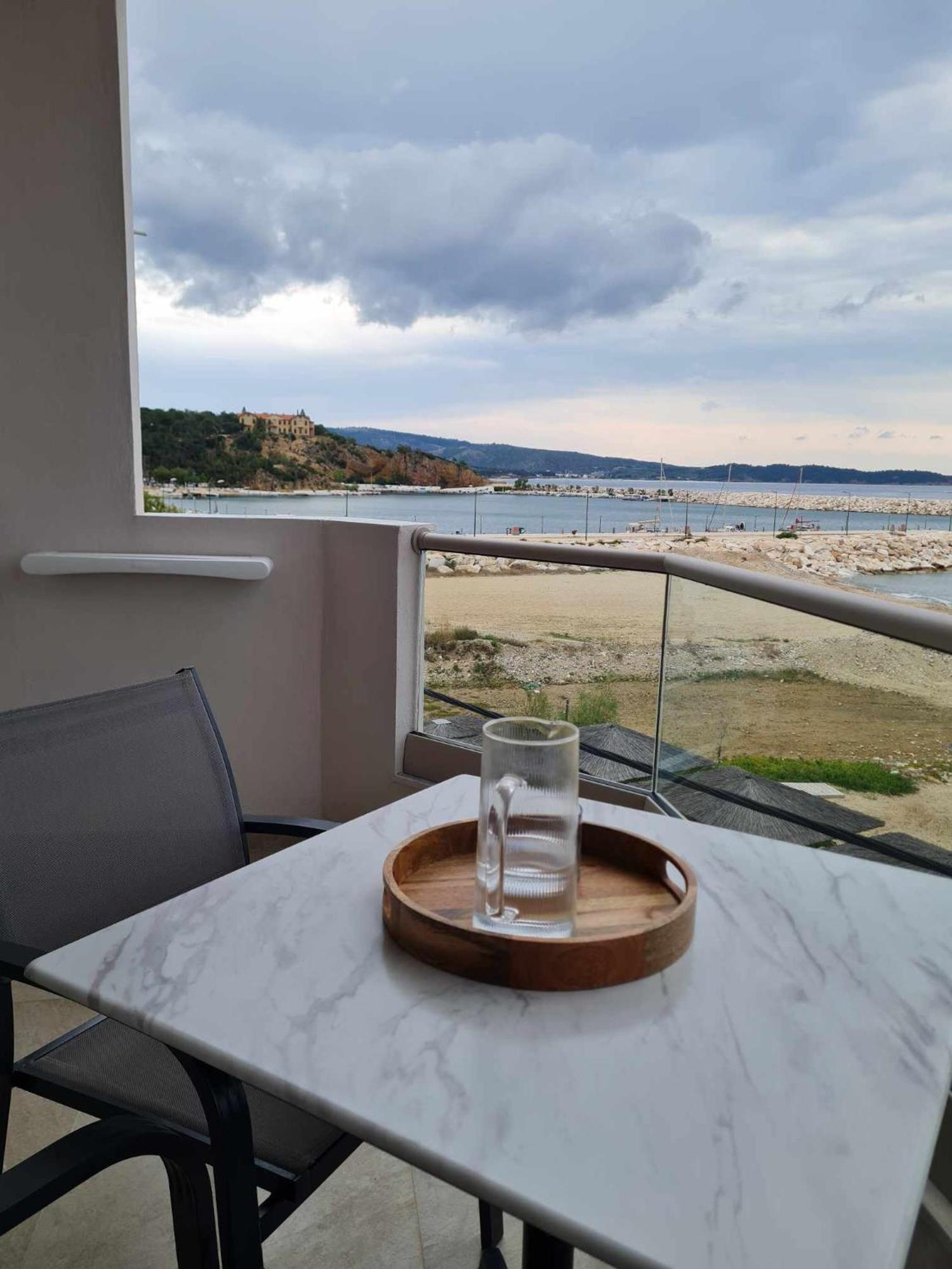 Anna Beach Suites Limenaria  Eksteriør billede