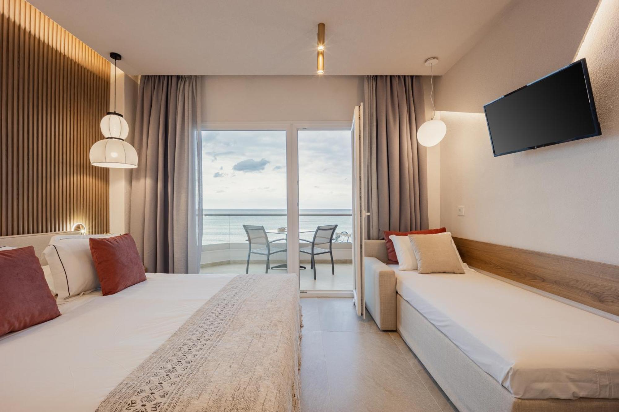 Anna Beach Suites Limenaria  Eksteriør billede