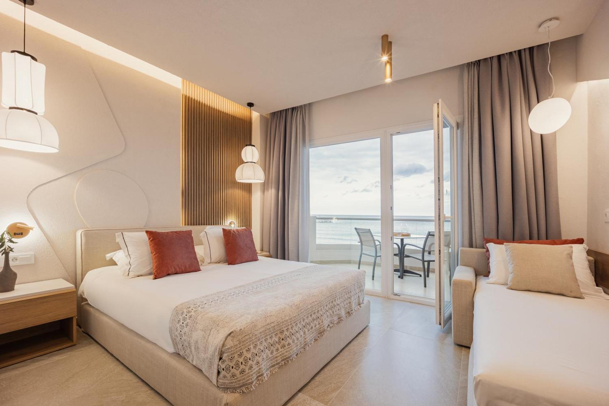 Anna Beach Suites Limenaria  Eksteriør billede