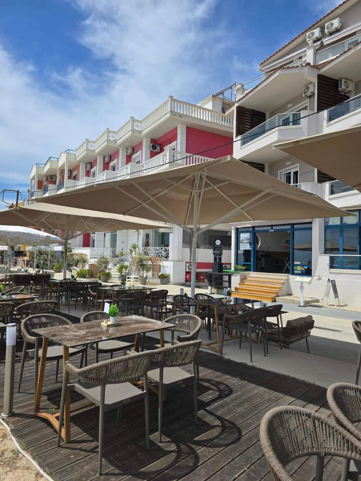 Anna Beach Suites Limenaria  Eksteriør billede